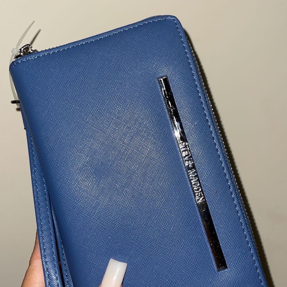 Steven madden wallet